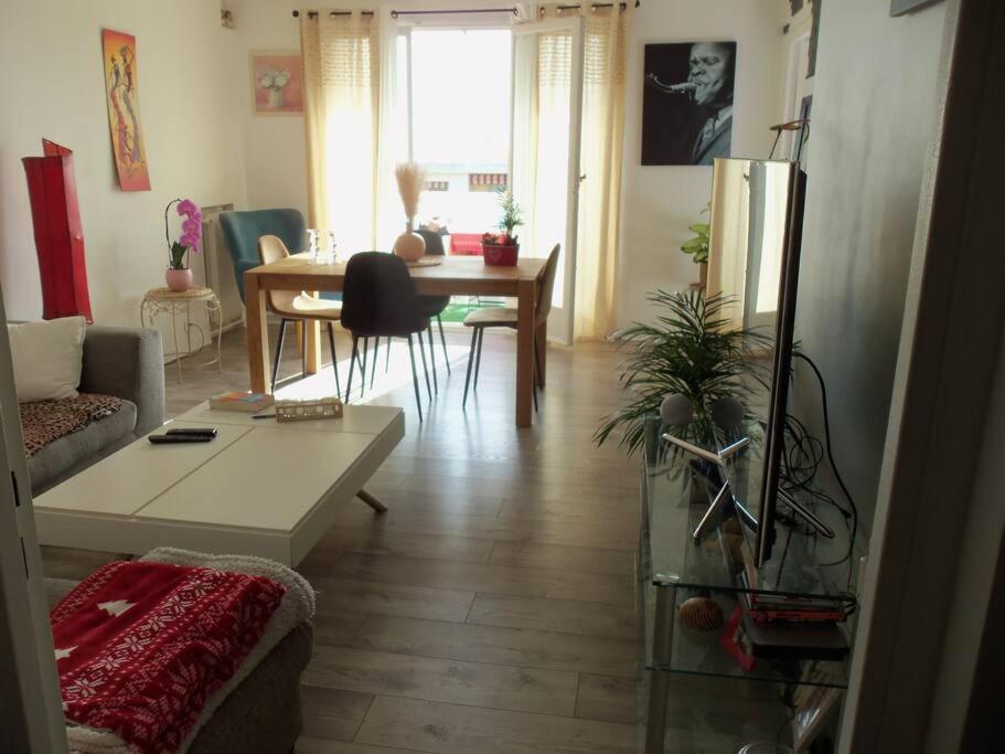 Appartement Vue Mer Acces Plage Антіб Екстер'єр фото